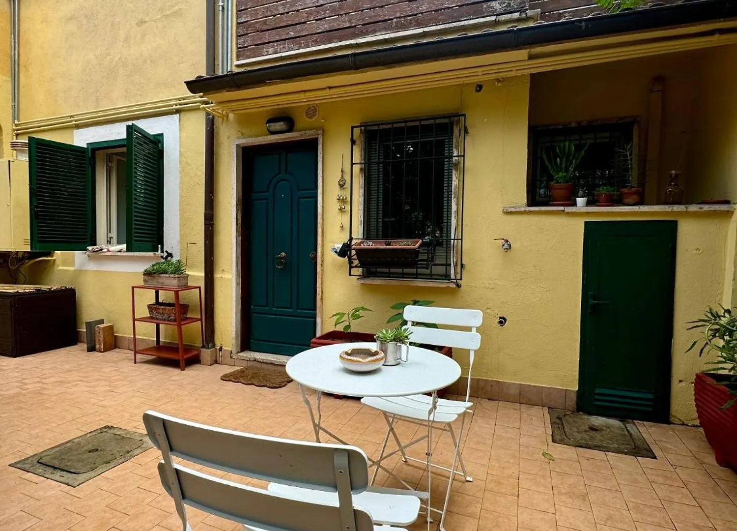 Urban Oasis Apartment Rome